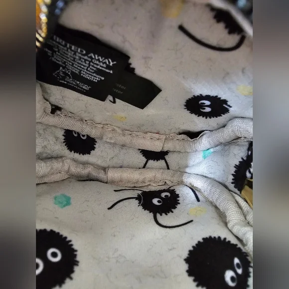 Studio Ghibli Spirited Away Soot Sprite Bag Charm/Coin Purse 100% Authentic - Picture 2 of 4